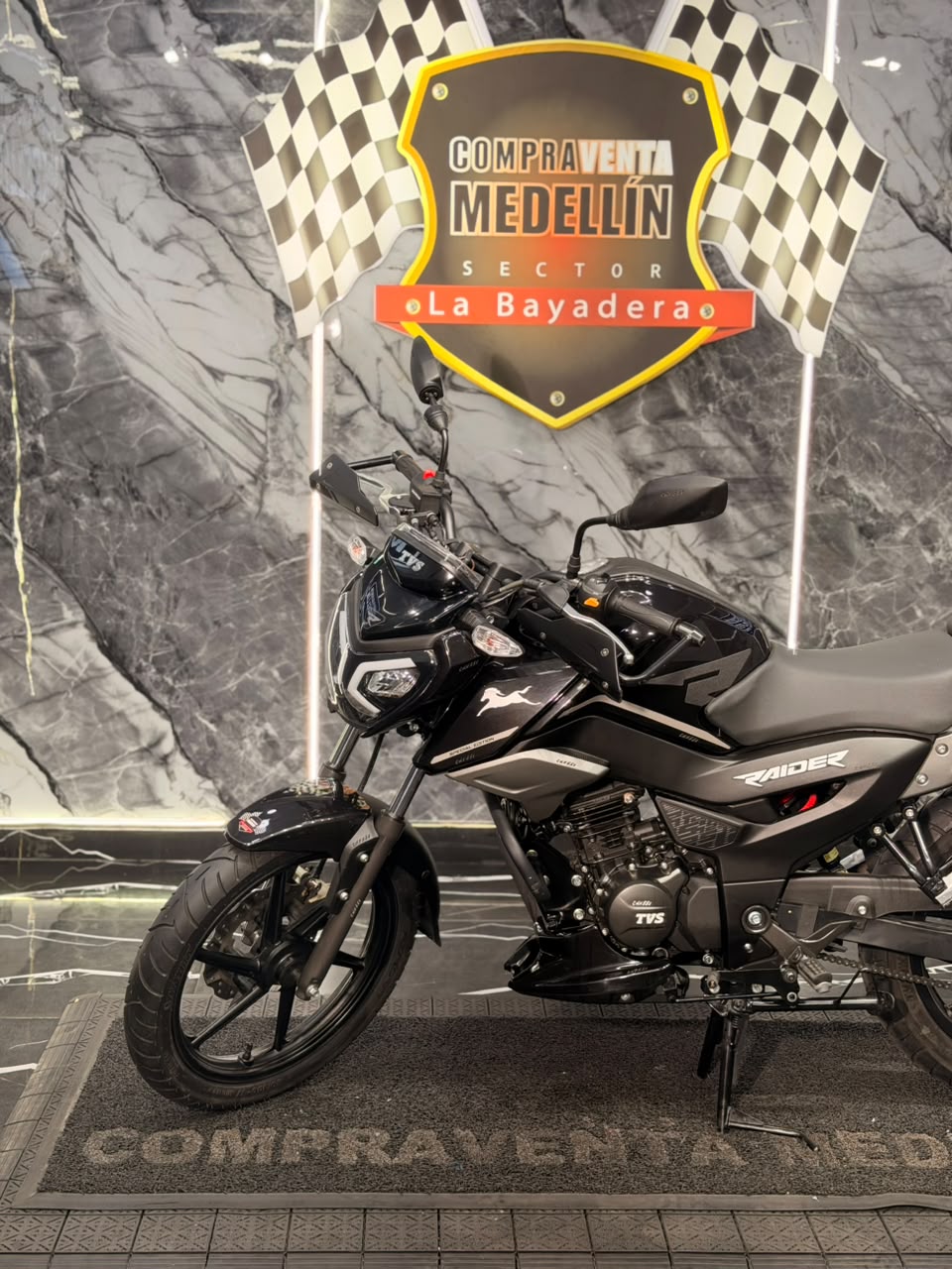 TVS RAIDER 125 COMO NUEVA - Image 5