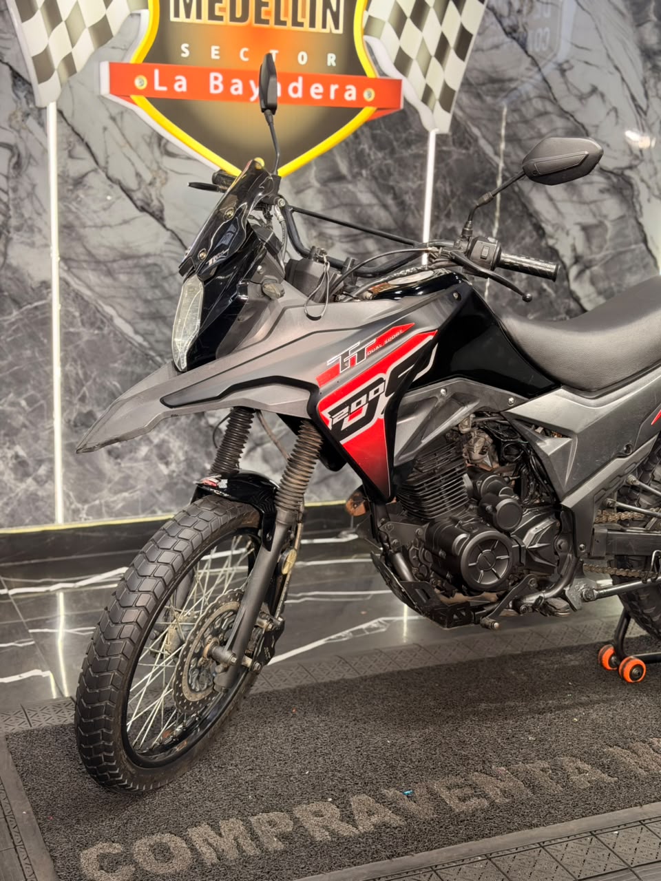 AKT TT 200 DS - Image 9