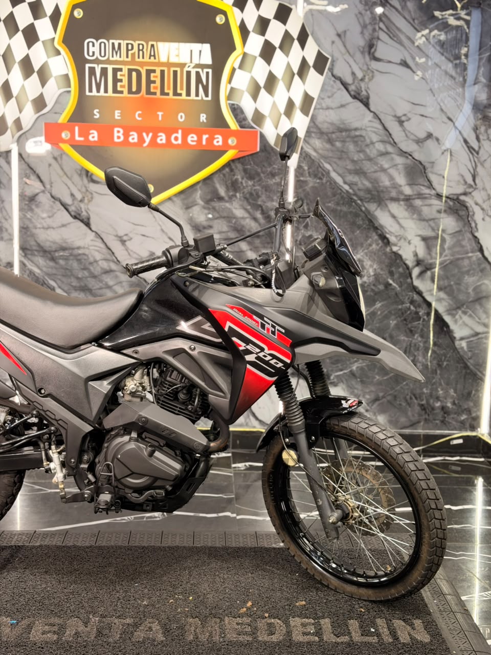 AKT TT 200 DS - Image 4