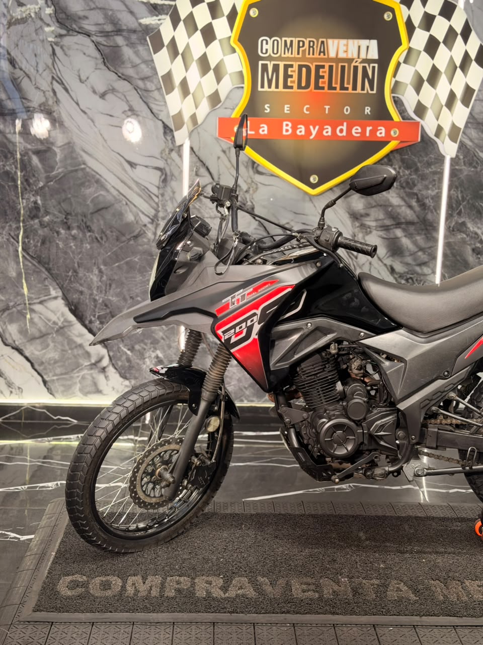 AKT TT 200 DS - Image 8