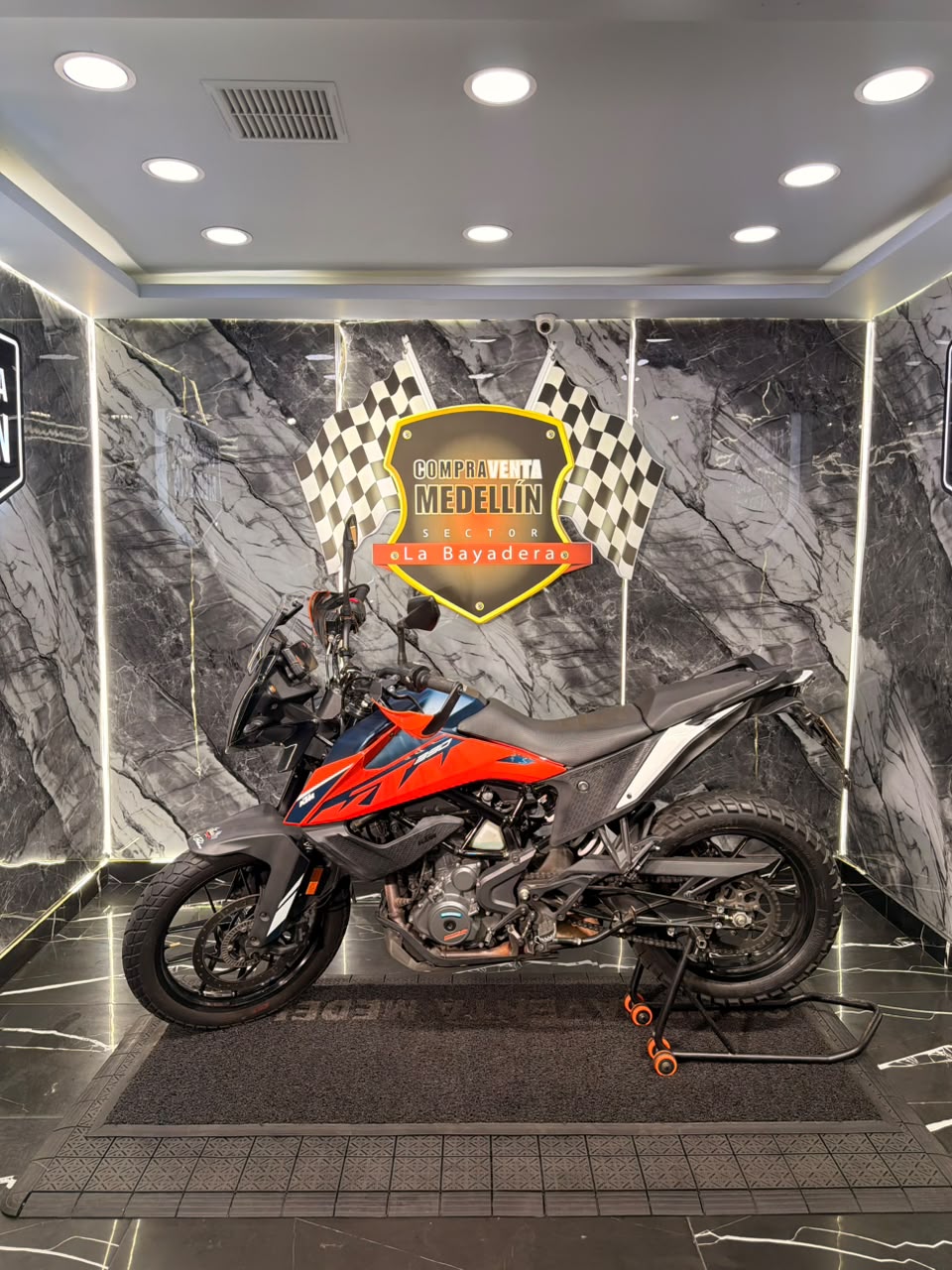KTM DUKE 390 ADVENTURE