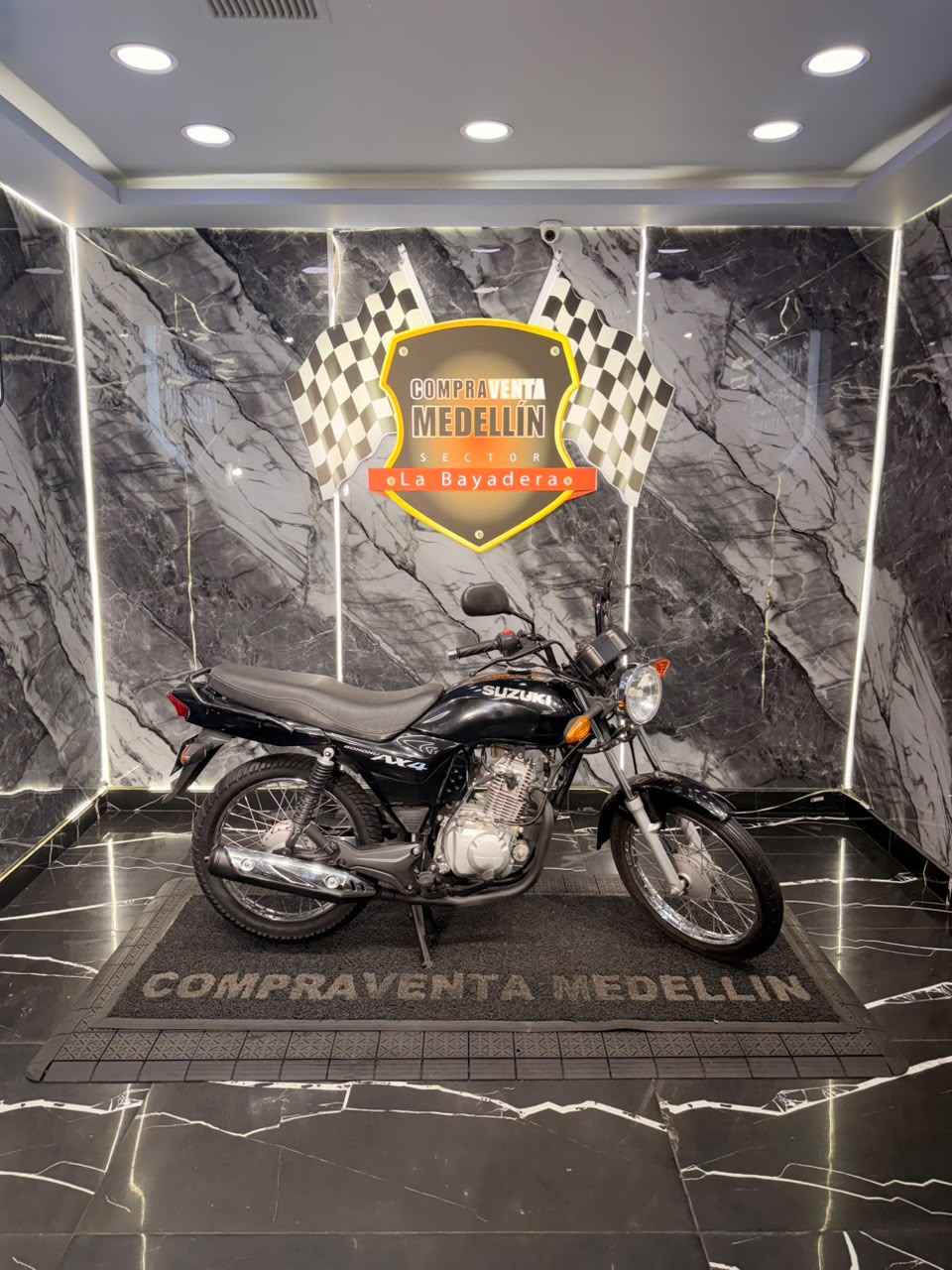 SUZUKI AX 4 - Image 4