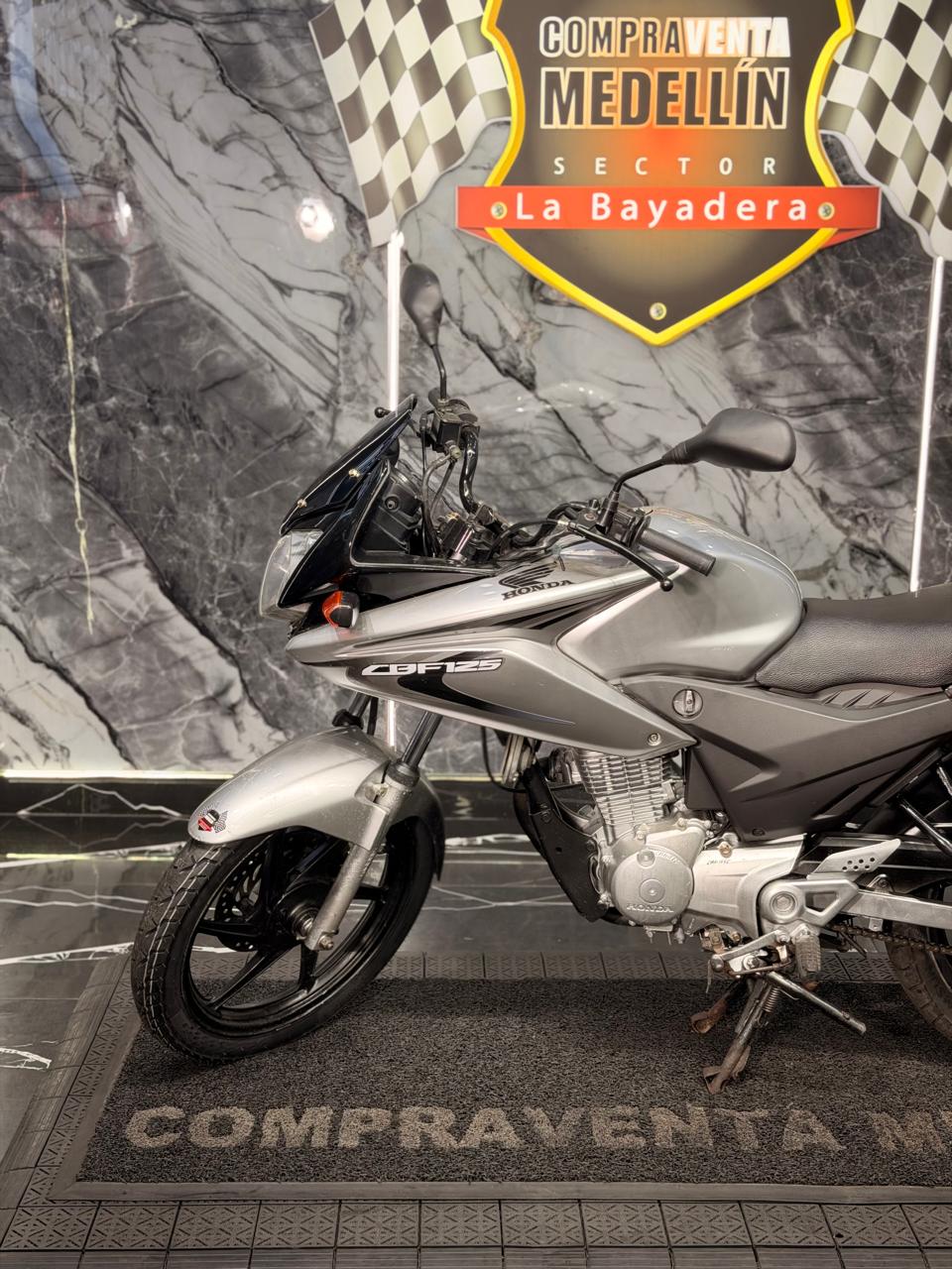 HONDA CBF 125 - Image 7