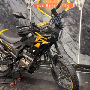 AKT TT 200 DS COMO NUEVA