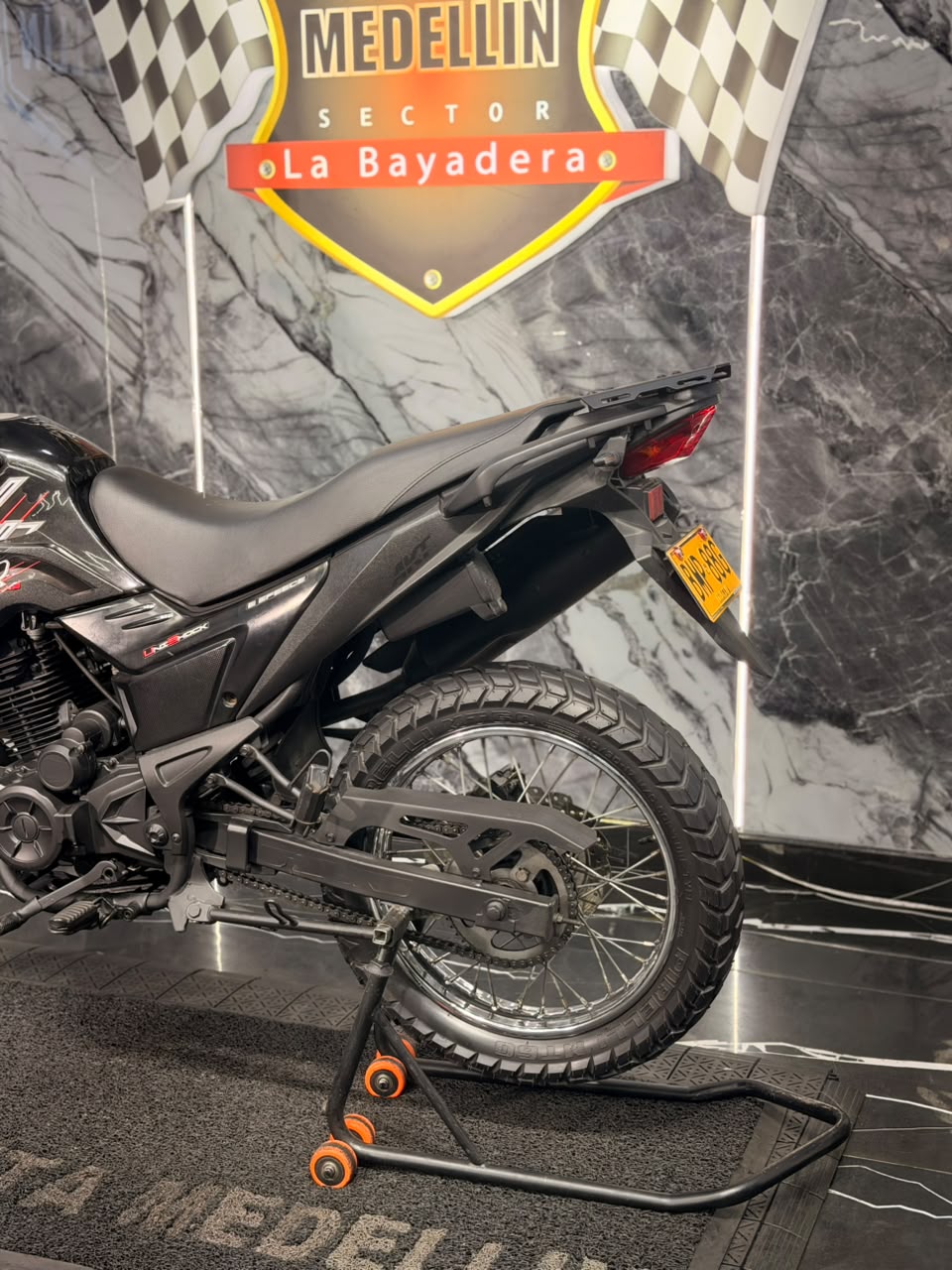 AKT TTR 200 EIII - Image 8