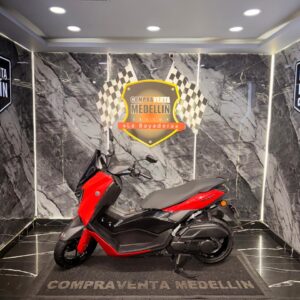 AUTOMATICA NMAX CONNECT 155 V3 COMO NUEVA
