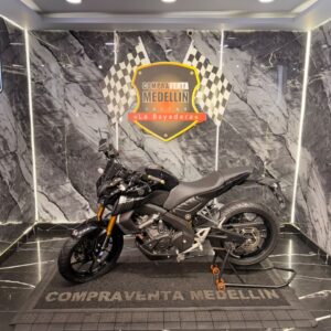 YAMAHA MT 15