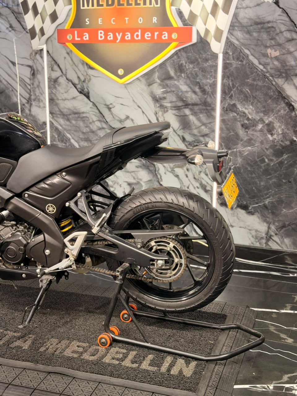 YAMAHA MT 15 - Image 2
