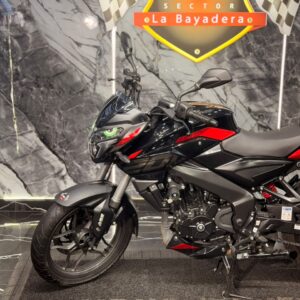 PULSAR 200 NS FI BARRAS INVERTIDAS ULTIMA VERSION 1 MES DE USO