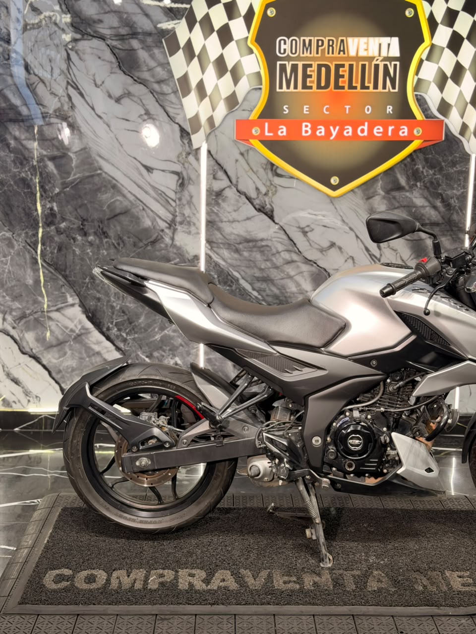 PULSAR N160 - Image 6