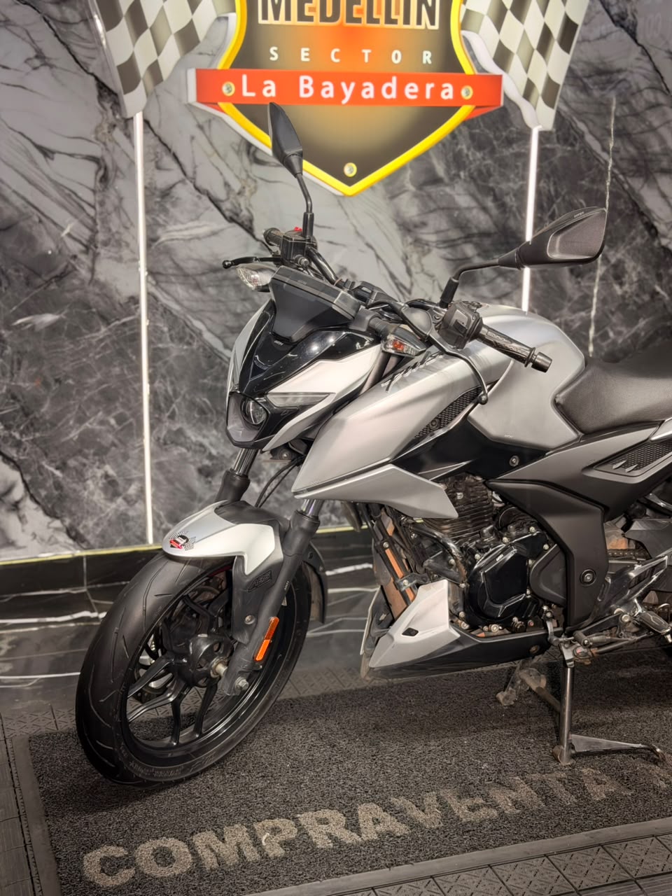 PULSAR N160 - Image 4