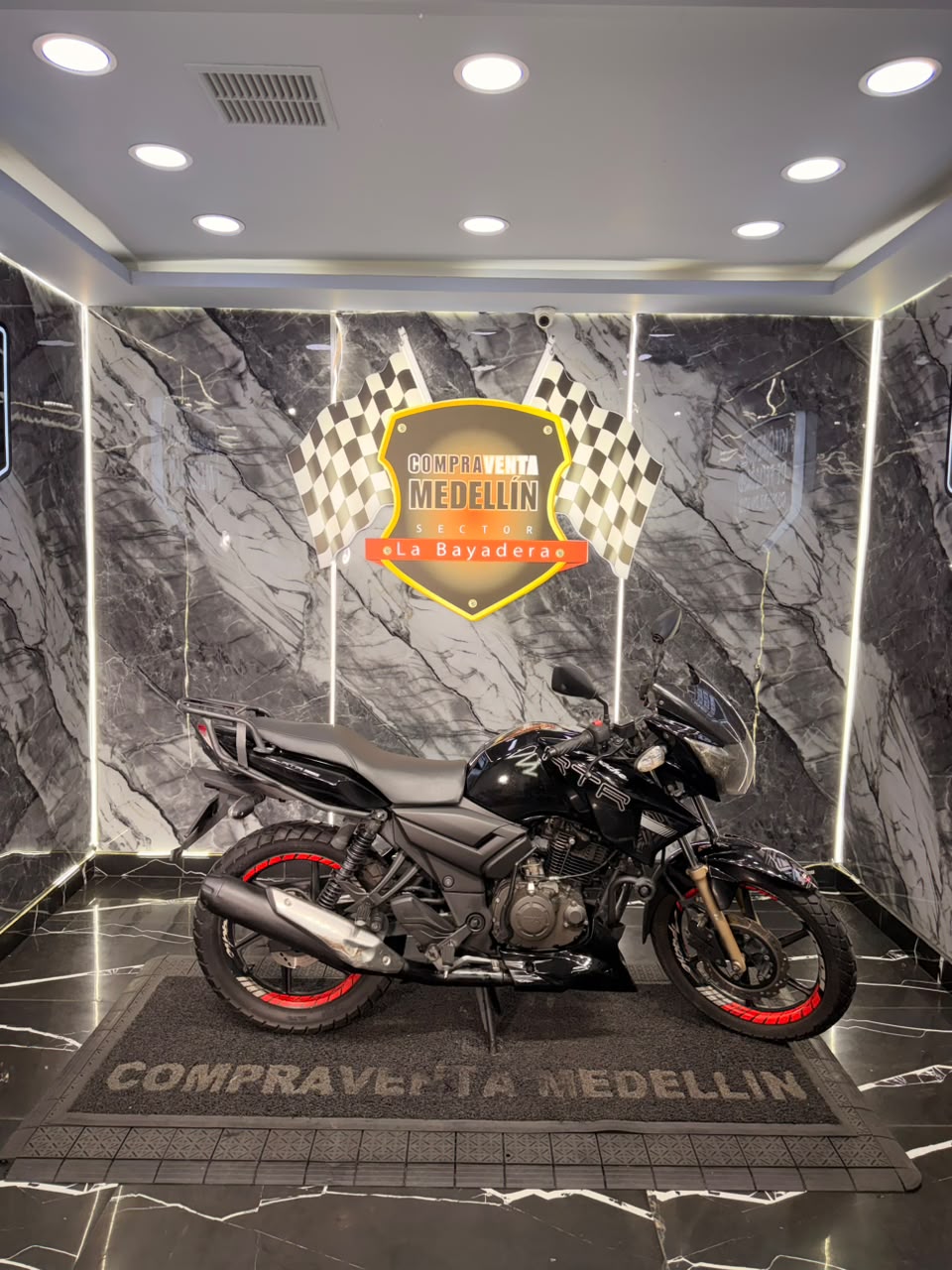 TVS APACHE RTR 180 - Image 2
