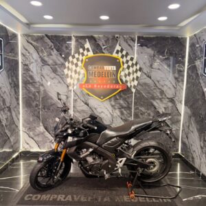 YAMAHA MT 15