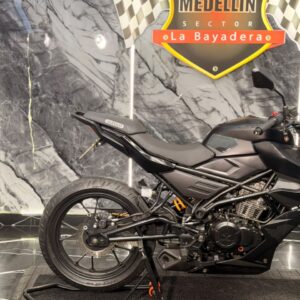 VICTORY VENOM 18