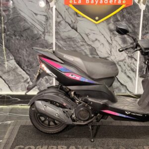 AUTOMATICA VICTORY NEW LIFE 125 COMO NUEVA
