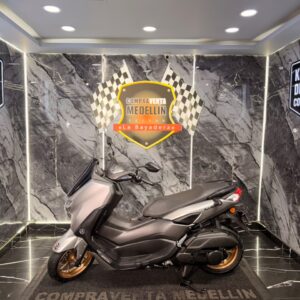 AUTOMATICA NMAX CONNECT 155 COMO NUEVA