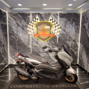 AUTOMATICA NMAX CONNECT 155 COMO NUEVA
