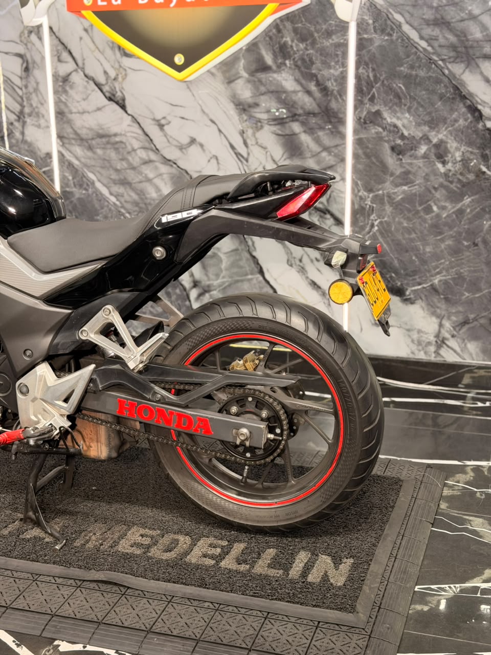 HONDA CB 190 R - Image 5