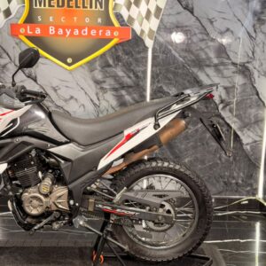 AKT TT 200 DS