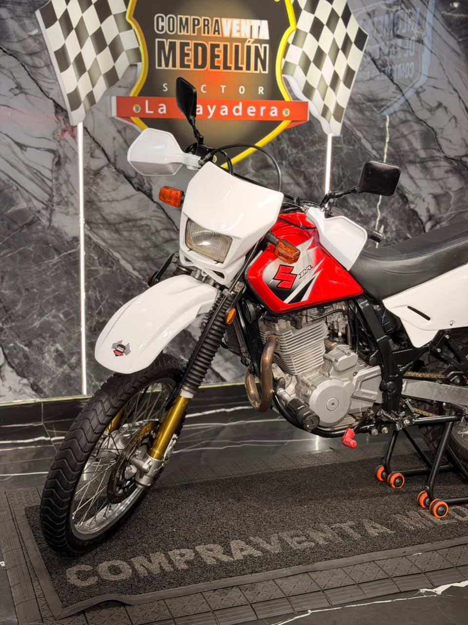 SUZUKI DR 650 - Image 7