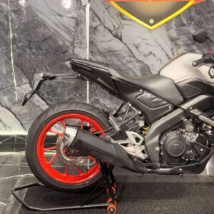 YAMAHA MT 15