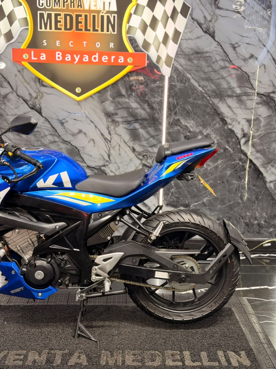 SUZUKI GSX 150 - Image 7