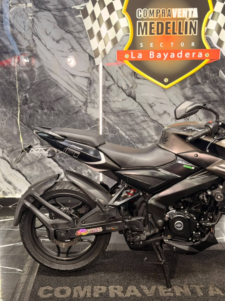 PULSAR 200 NS - Image 3