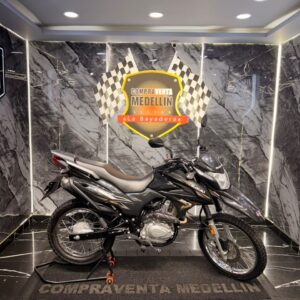 SUZUKI DR 150 COMO NUEVA