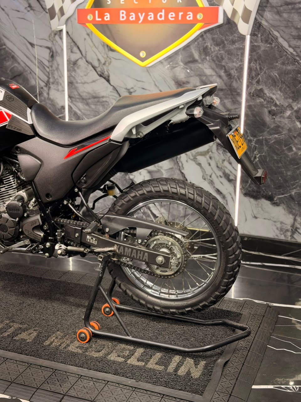 XTZ 250 - Image 5