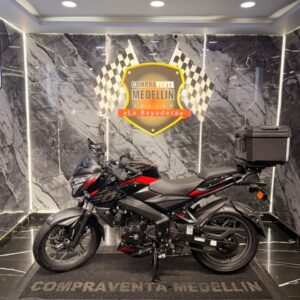 PULSAR NS 200 FI AB COMO NUEVA 2 MESES DE USO