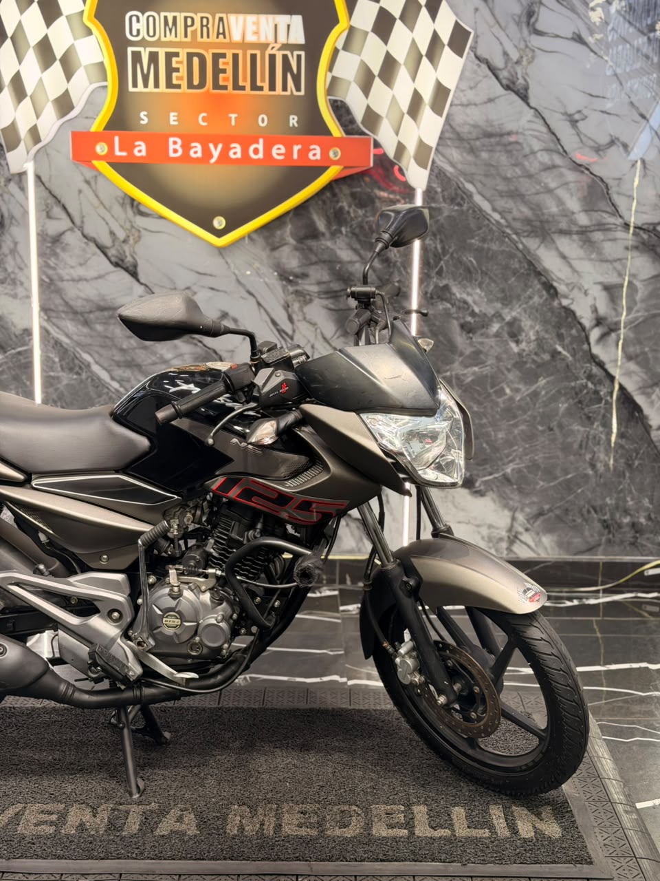 PULSAR 125 NS - Image 4