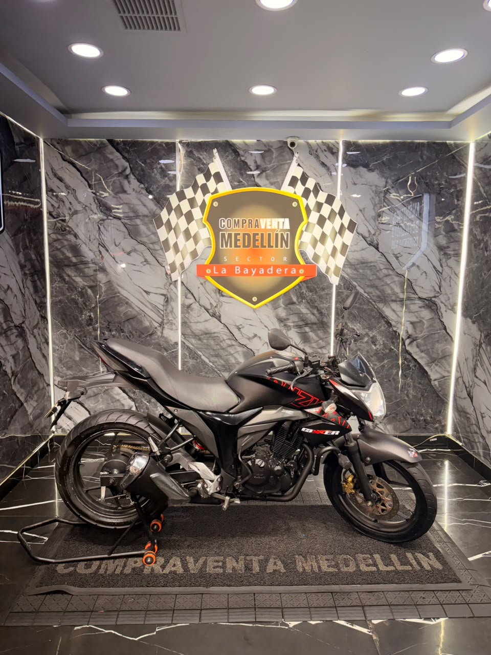SUZUKI GIXXER 150 - Image 2