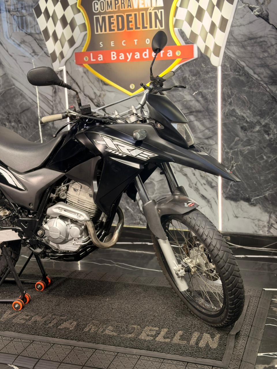 HONDA XRE 300 - Image 6