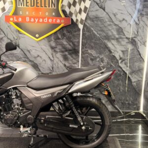 SZR 16 COMO NUEVA