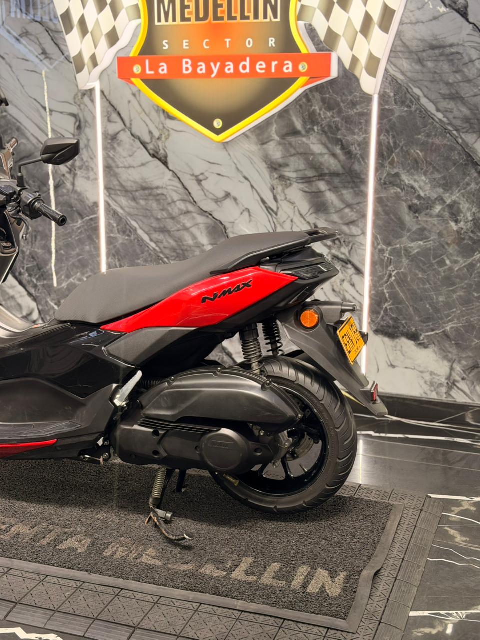 AUTOMATICA NMAX 155 V3 COMO NUEVA - Image 7