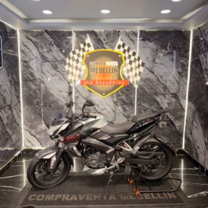 PULSAR NS 200 FI