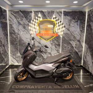 AUTOMATICA NMAX 155 V3 COMO NUEVA