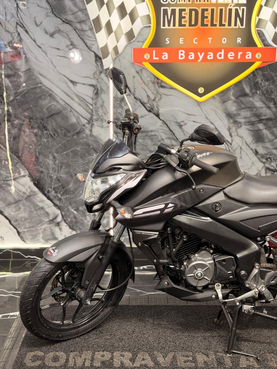 PULSAR 160 NS - Image 3