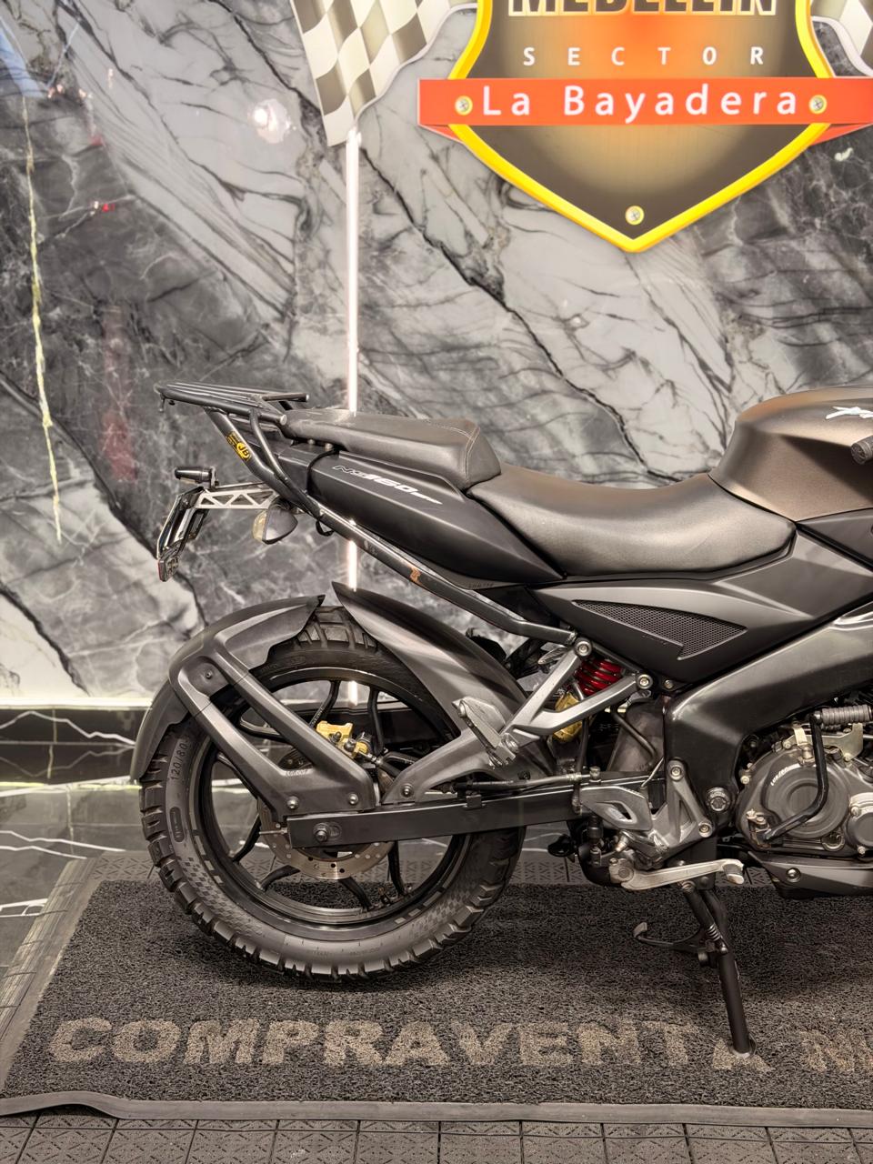 PULSAR 160 NS - Image 8