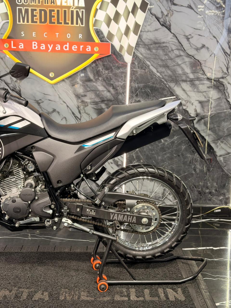 XTZ 250 COMO NUEVA DOS MESES DE USO - Image 8
