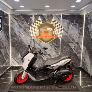 AUTOMATICA NMAX 155 V3 COMO NUEVA