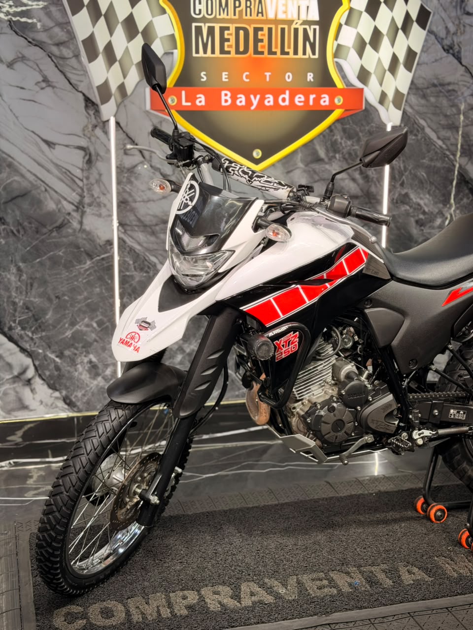 XTZ 250 - Image 4