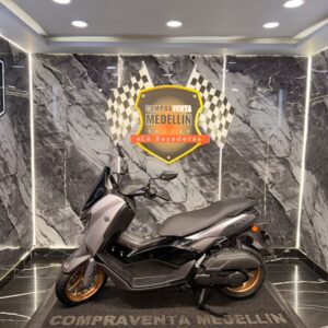 AUTOMATICA NMAX 155 V3 COMO NUEVA