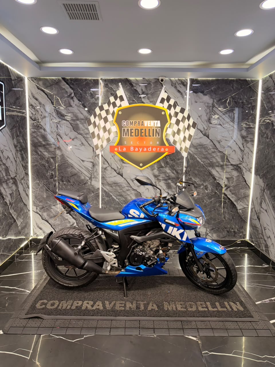 SUZUKI GSX 150 - Image 2