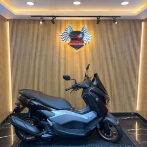 AUTOMATICA NMAX 155 V3 COMO NUEVA