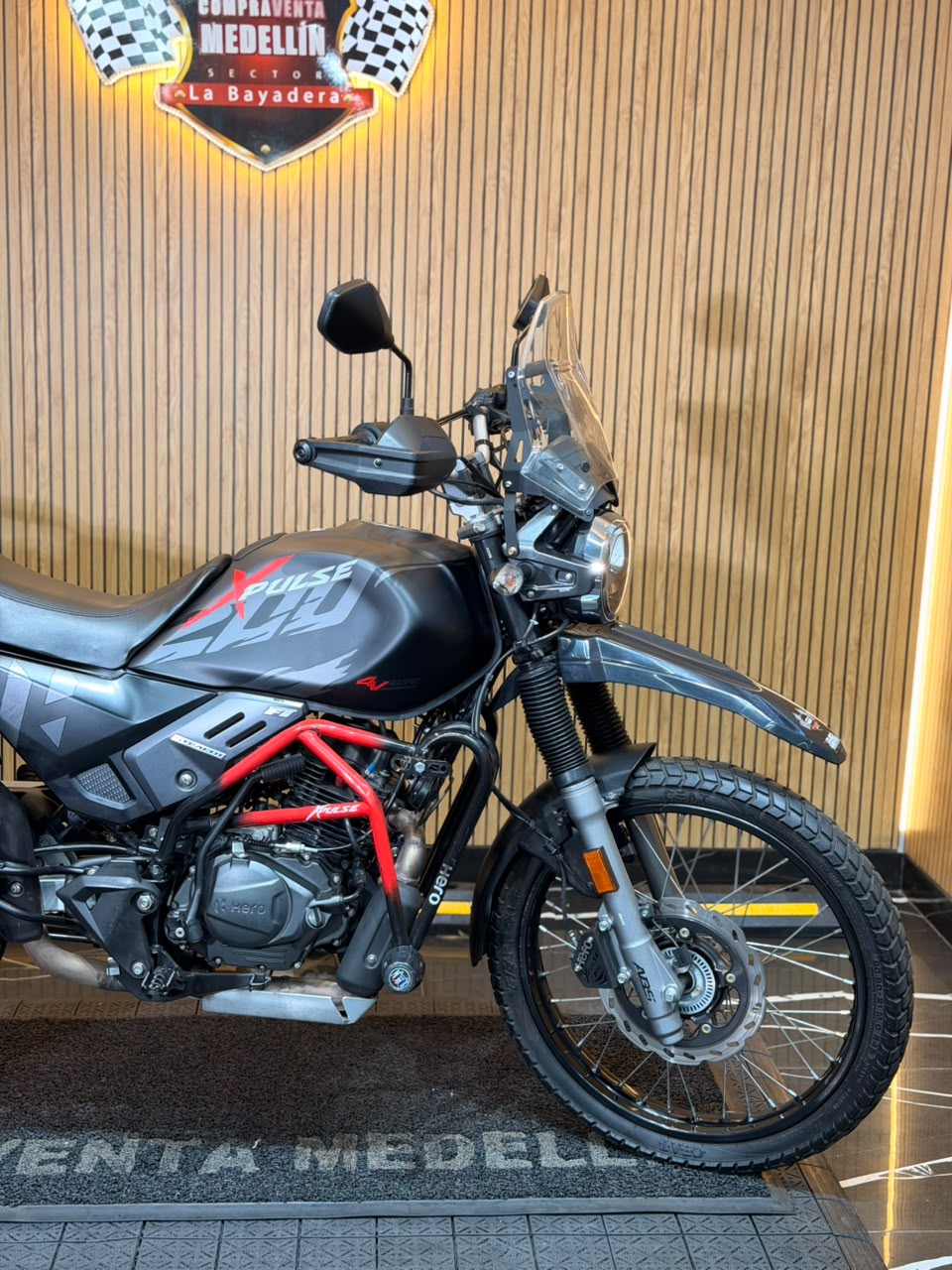 HERO XPULSE 200 4V - Image 4