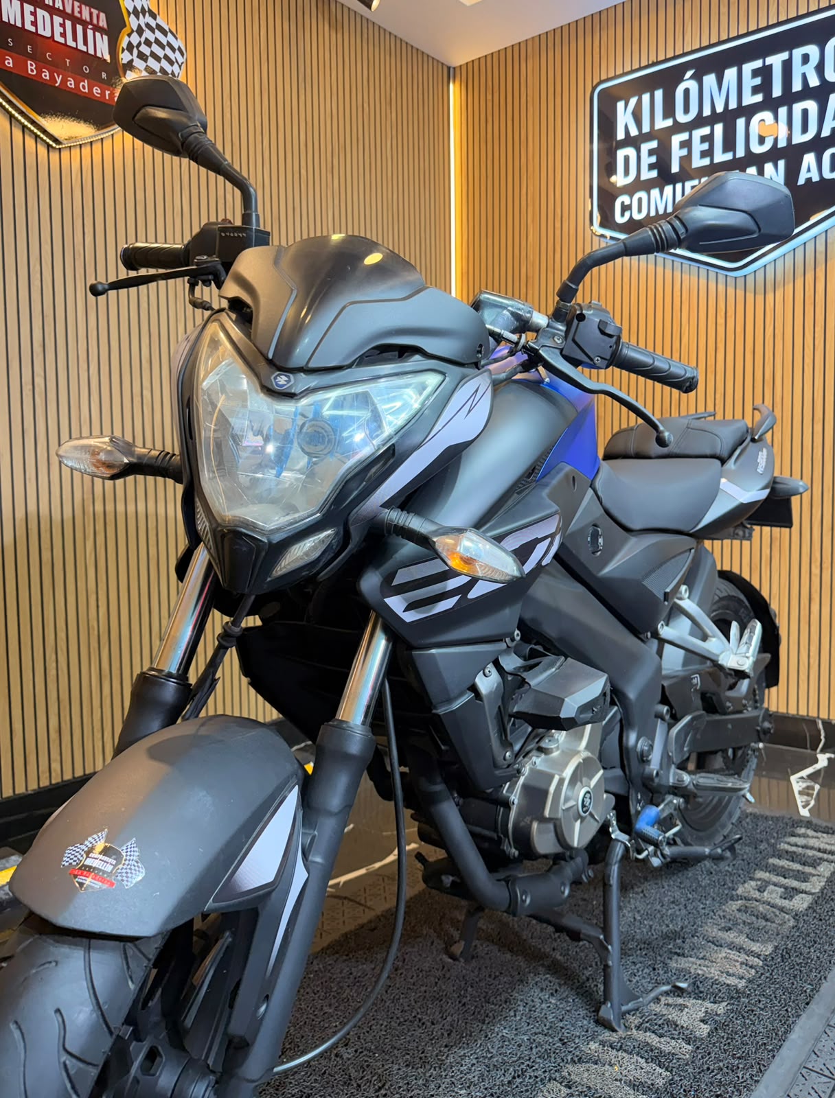 PULSAR 200 NS FI - Image 6