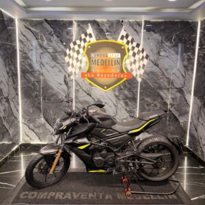 VICTORY VENOM 18
