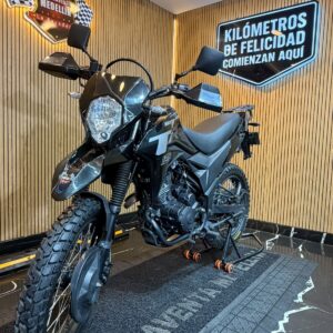AKT TTR 125 COMO NUEVA
