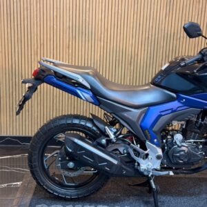 SUZUKI VSTROM 160 COMO NUEVA